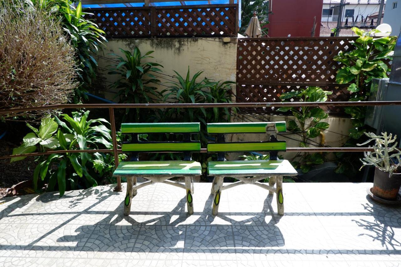 Kata Beachwalk Hotel And Bungalows Exterior foto