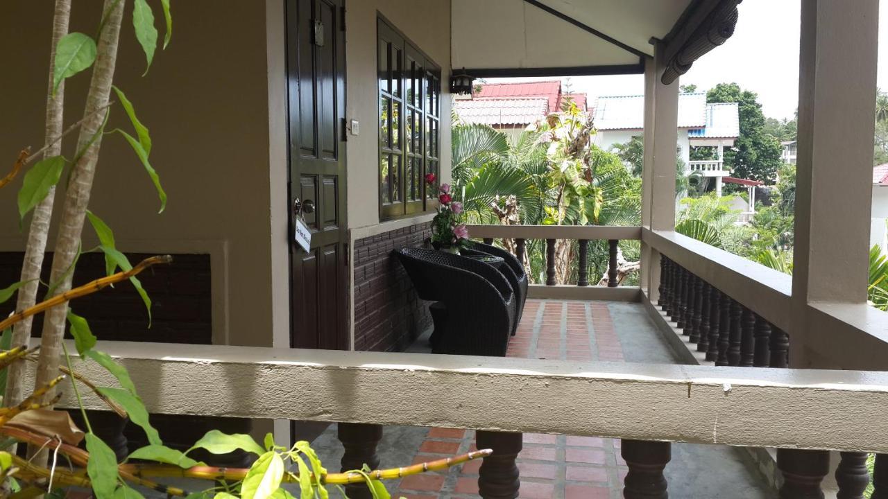Kata Beachwalk Hotel And Bungalows Exterior foto